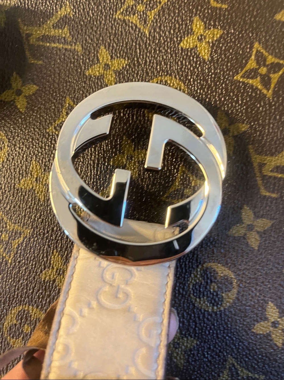 Rehab Gucci belt callouts buy her for the buckle! - Picture 8 of 15